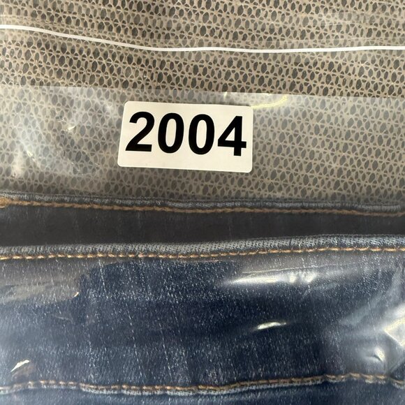 Ana A New Approach Womens Size 10 Blue Denim Shorts Mid-Rise Rolled Cuff - Picture 8 of 10